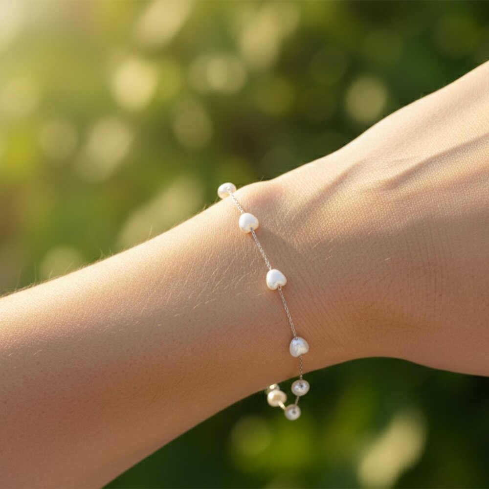 Chic & Stylish Bracelet – A Thoughtful Gift for Women and Girls, DYC1209